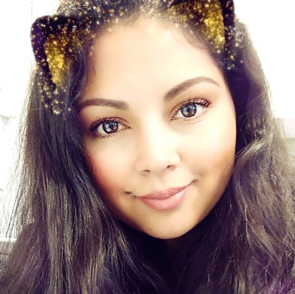 Meet your Posher, Lucila